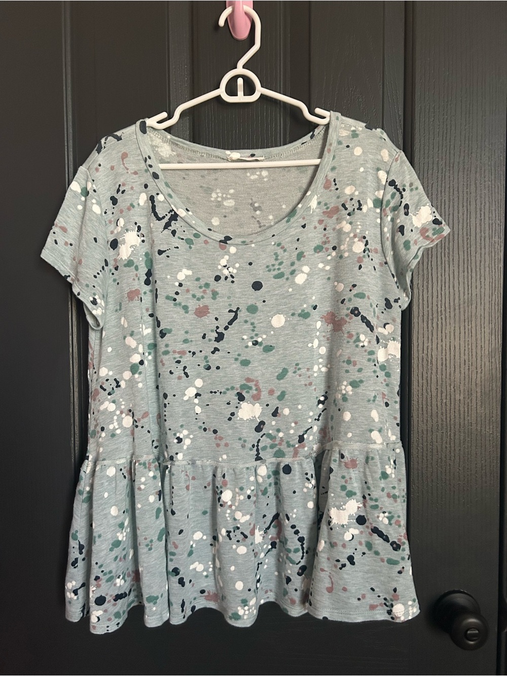 Entro green artistic print top